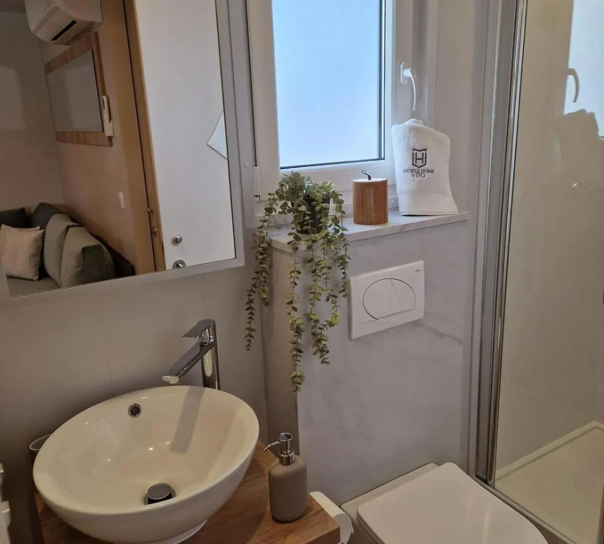 Blissbay Mobile Home, Biograd Na Moru